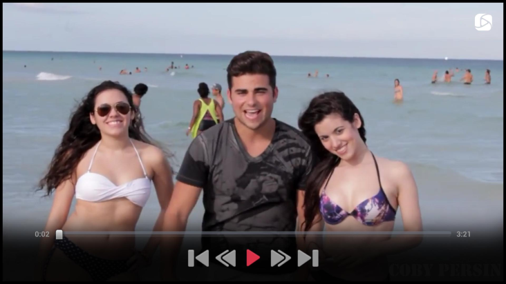 Babes by Fawesome.tv screenshot